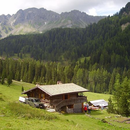 Sport Hotel Majarè Pozza di Fassa Buitenkant foto