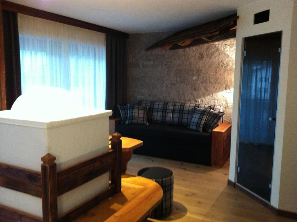 Sport Hotel Majarè Pozza di Fassa Buitenkant foto